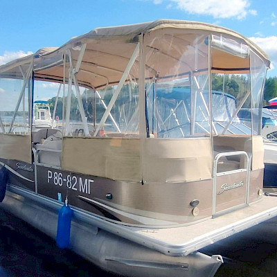 Понтонный катер